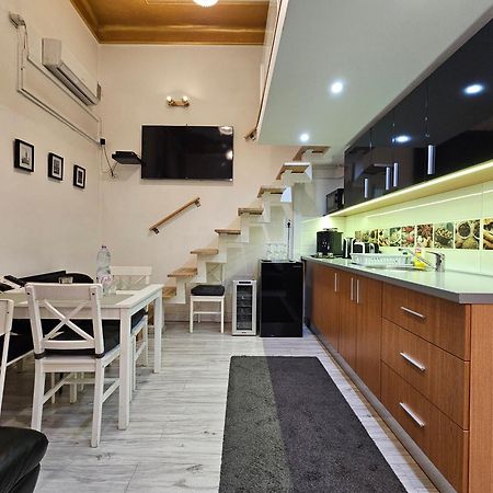 Walkway Apartment Deluxe 부다페스트 외부 사진