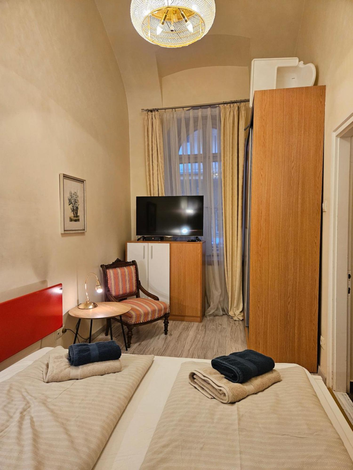 Walkway Apartment Deluxe 부다페스트 외부 사진