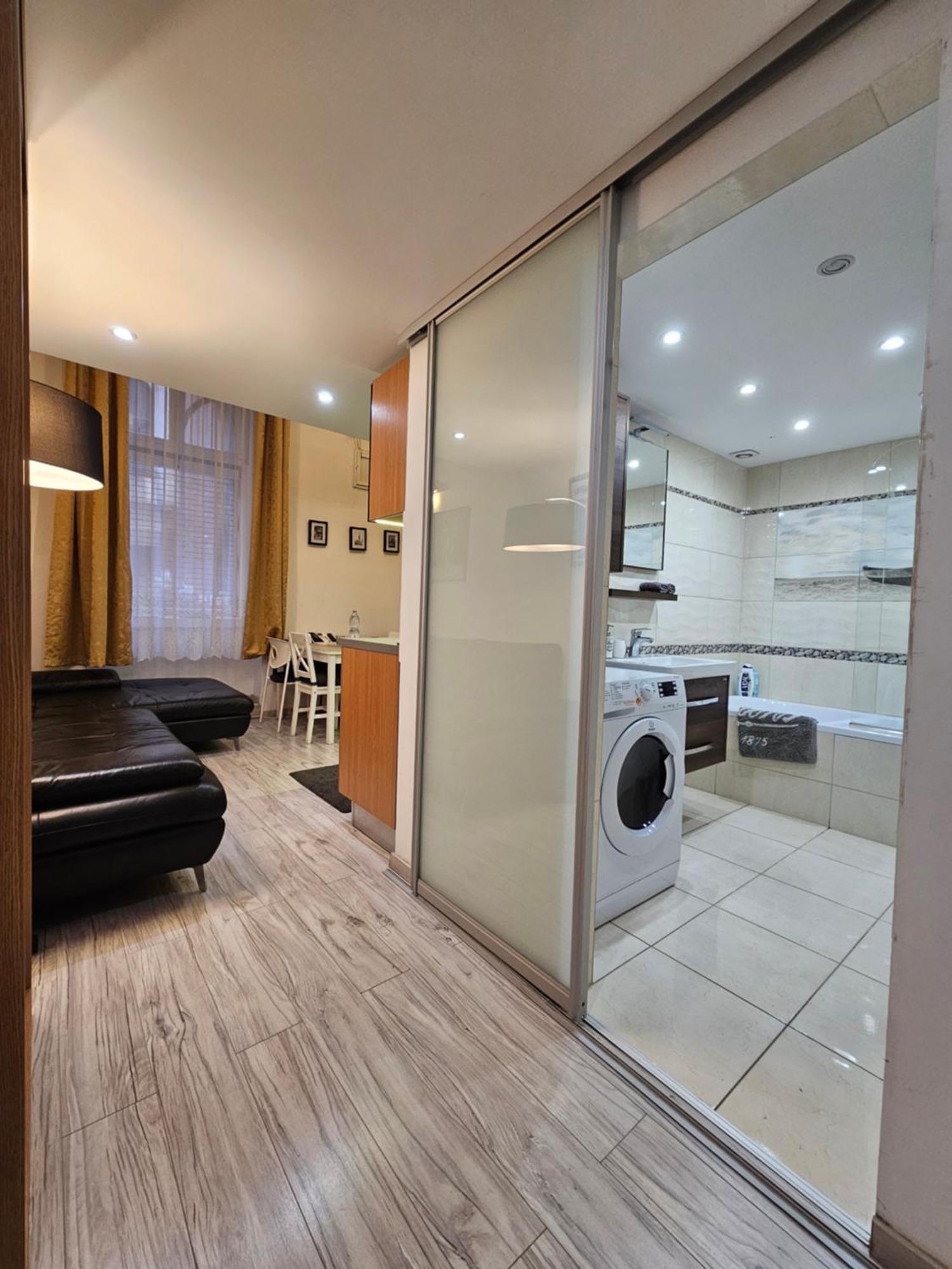 Walkway Apartment Deluxe 부다페스트 외부 사진